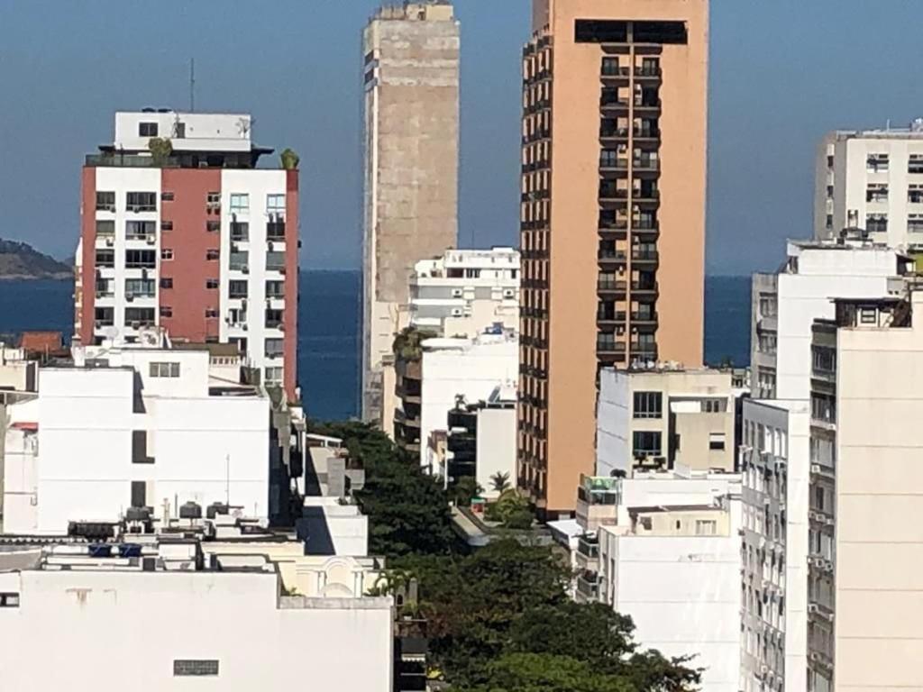 Apartamento Espetacular Dois Quartos Com No Leblon Rio de Janeiro