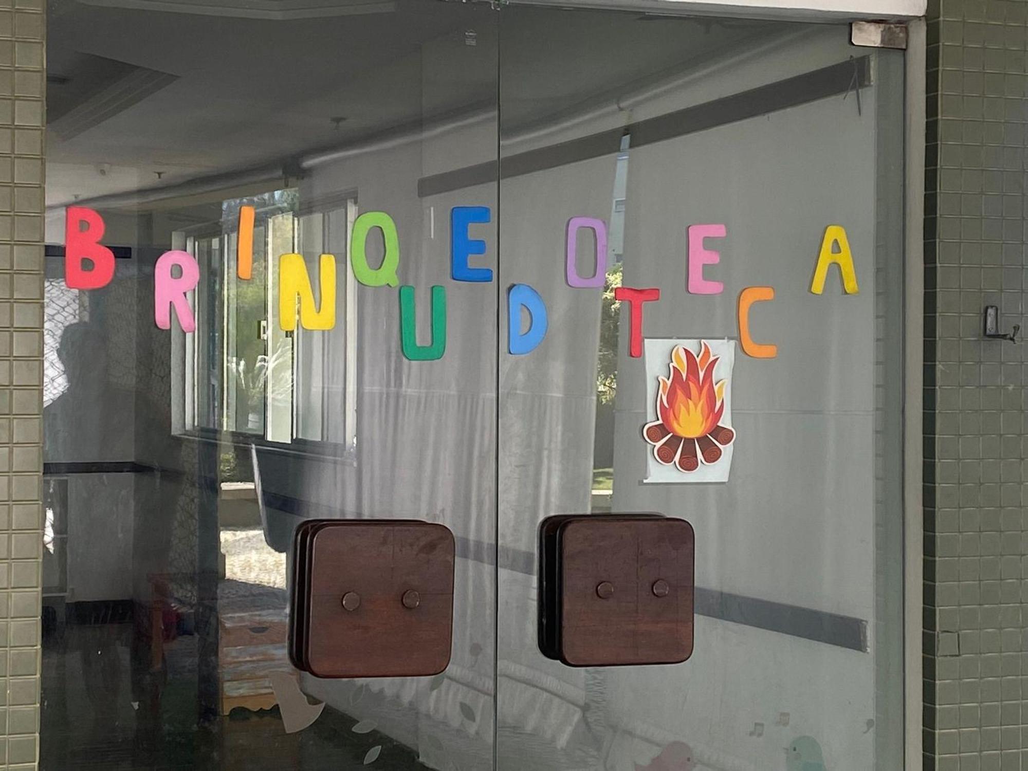 Espetacular Dois Quartos Com No Leblon * Rio de Janeiro