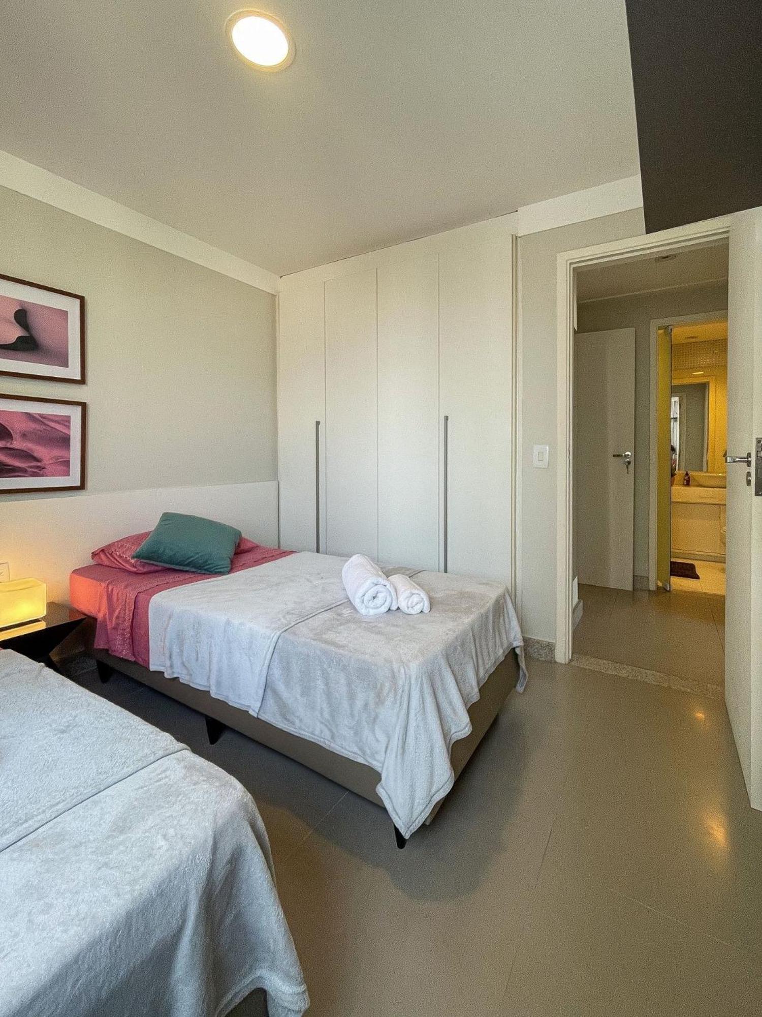 Apartamento Espetacular Dois Quartos Com No Leblon Rio de Janeiro