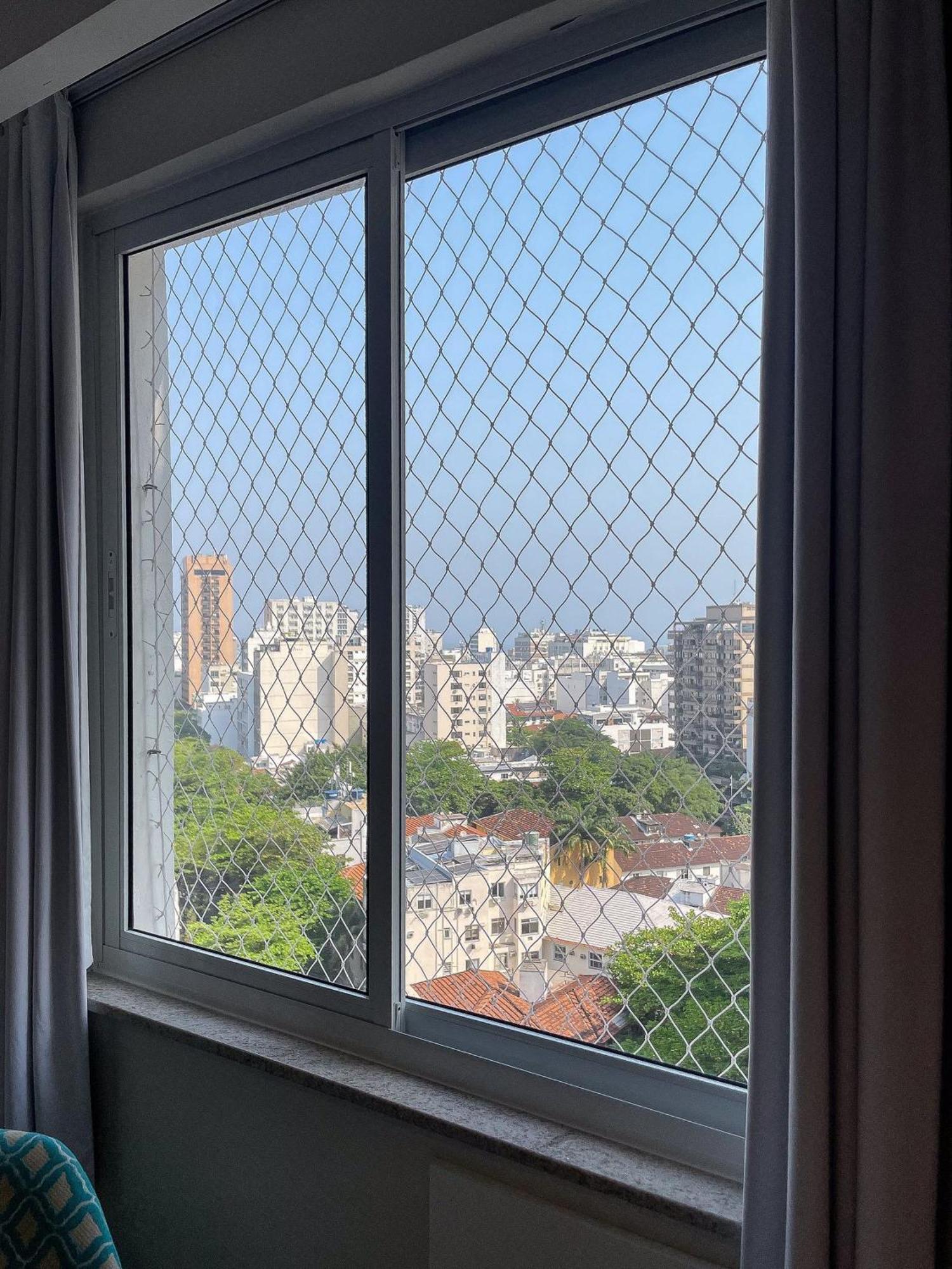 Espetacular Dois Quartos Com No Leblon * Rio de Janeiro