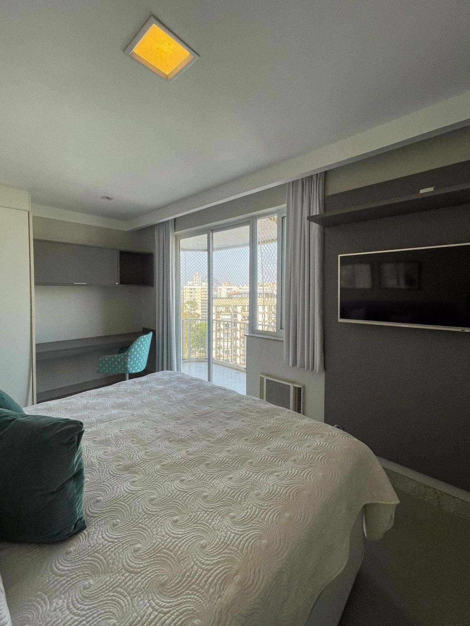 Apartamento Espetacular Dois Quartos Com No Leblon