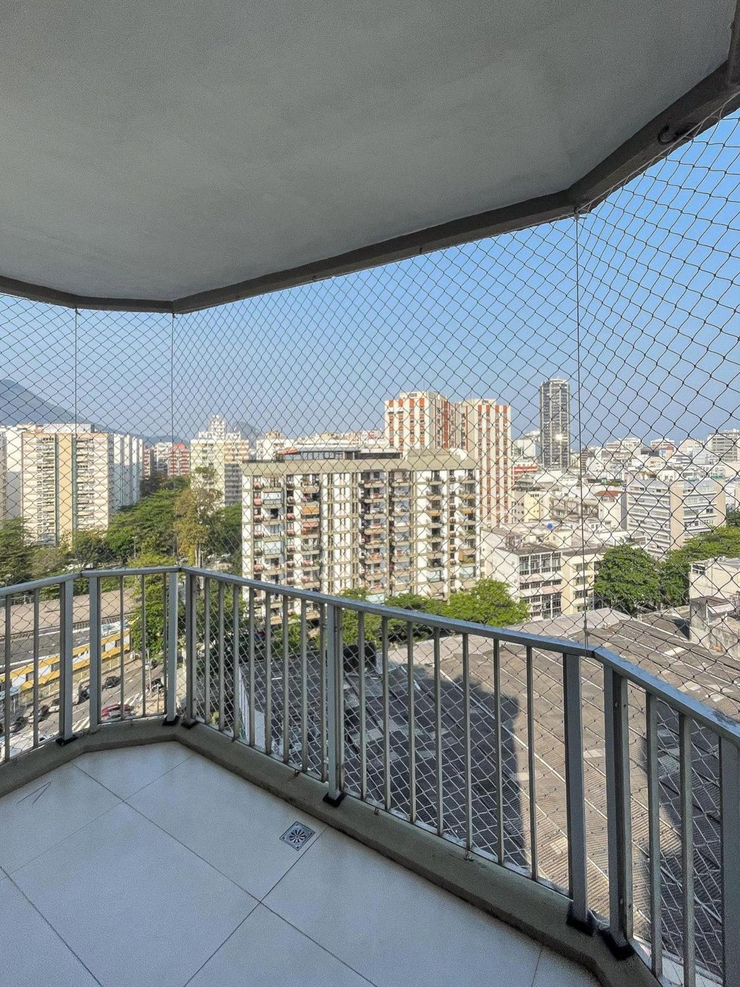 Apartamento Espetacular Dois Quartos Com No Leblon *